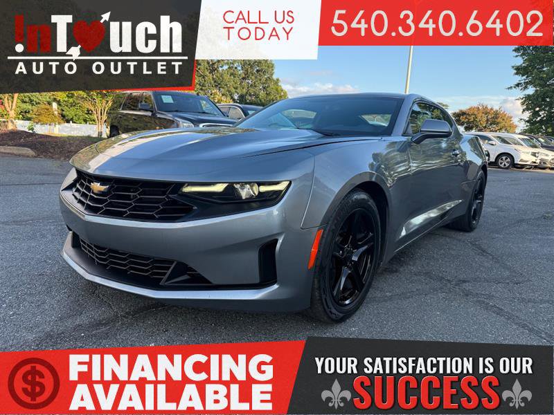 Used 2021 Chevrolet Camaro LT RWD image 1