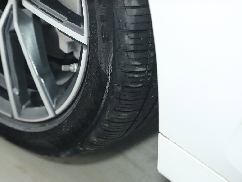 Certified 2026 BMW 430i xDrive Coupe w/ Driving Assistance Package image 36