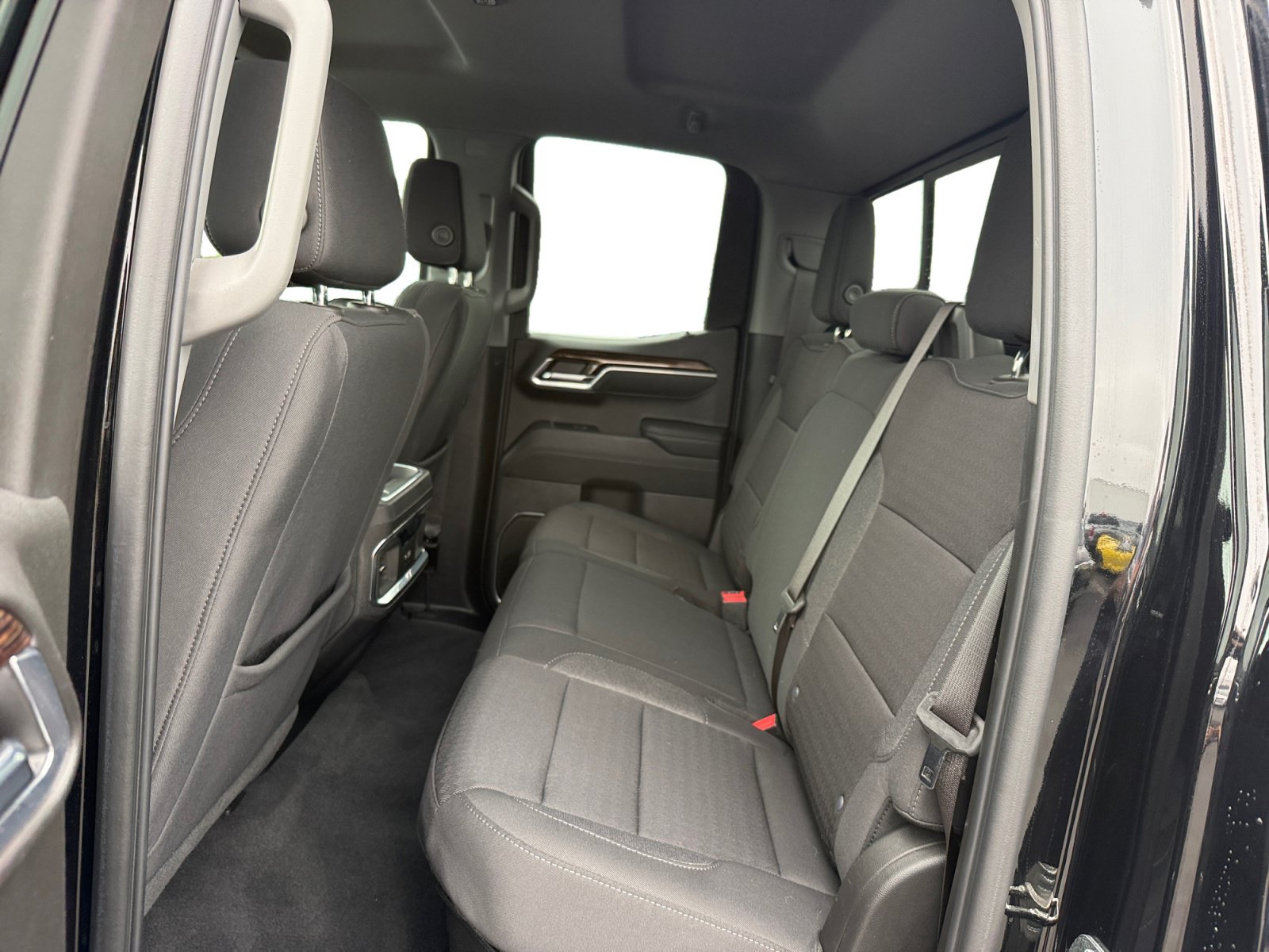 Used 2023 GMC Sierra 1500 Elevation w/ Preferred Package AWD/4WD image 16