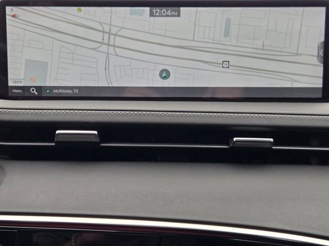 Used 2025 Genesis GV70 3.5T Sport w/ Sport Advanced Package AWD/4WD image 17