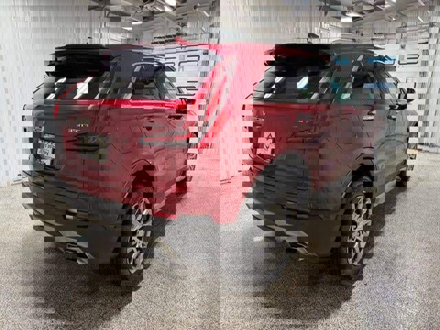 Used 2022 Cadillac XT4 Premium Luxury w/ Enhanced Visibility Package image 3