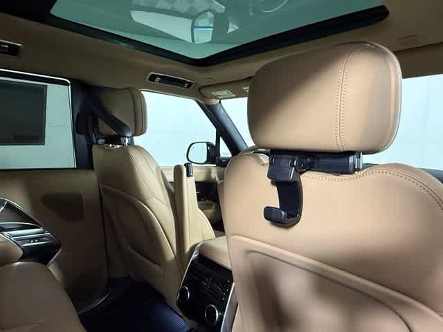 New 2027 Land Rover Range Rover Long Wheelbase SE AWD/4WD image 28
