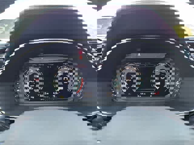 Used 2025 Audi Q3 2.0T Premium w/ Convenience Package image 32