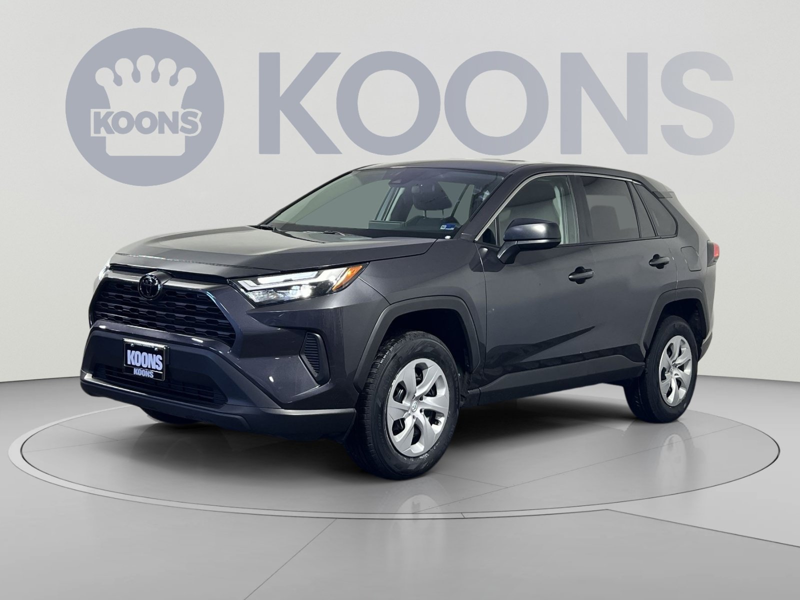 Used 2025 Toyota RAV4 LE AWD/4WD image 1