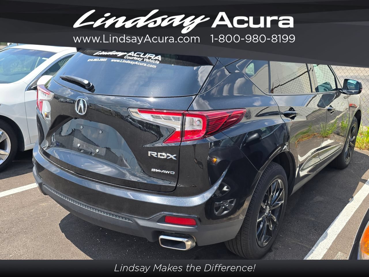 Used 2026 Acura RDX SH-AWD image 9