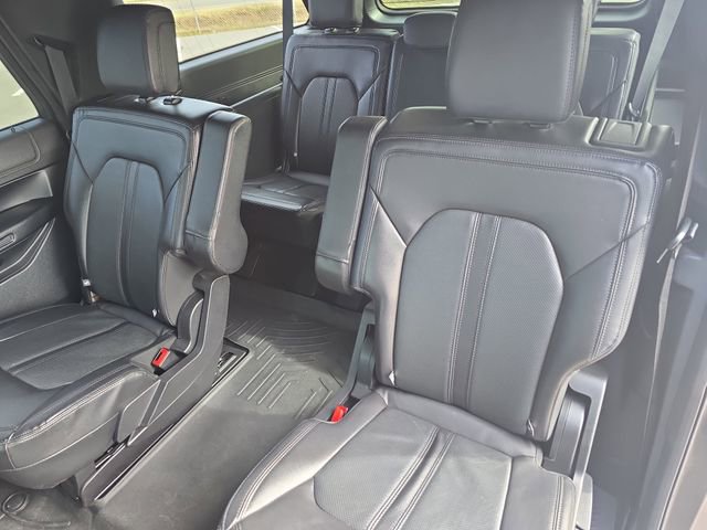 Used 2021 Ford Expedition Max Limited image 14