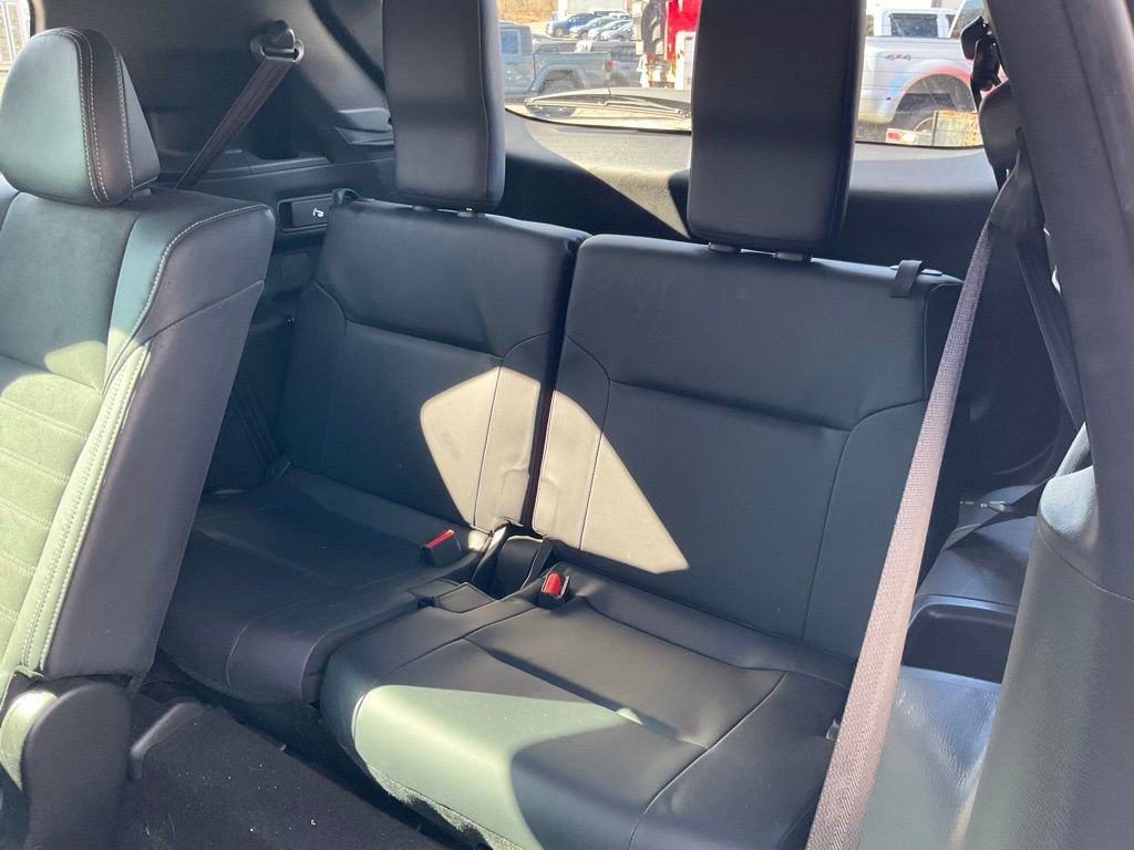 Used 2023 Mitsubishi Outlander SE Black Edition image 19