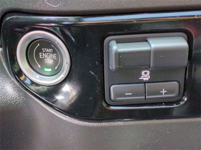 Certified 2022 Chevrolet Silverado 1500 ZR2 w/ Technology Package image 17