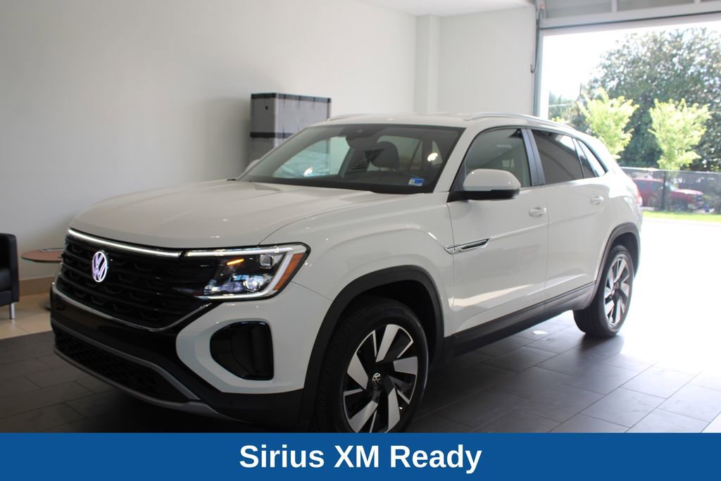 Used 2025 Volkswagen Atlas Cross Sport SE image 13