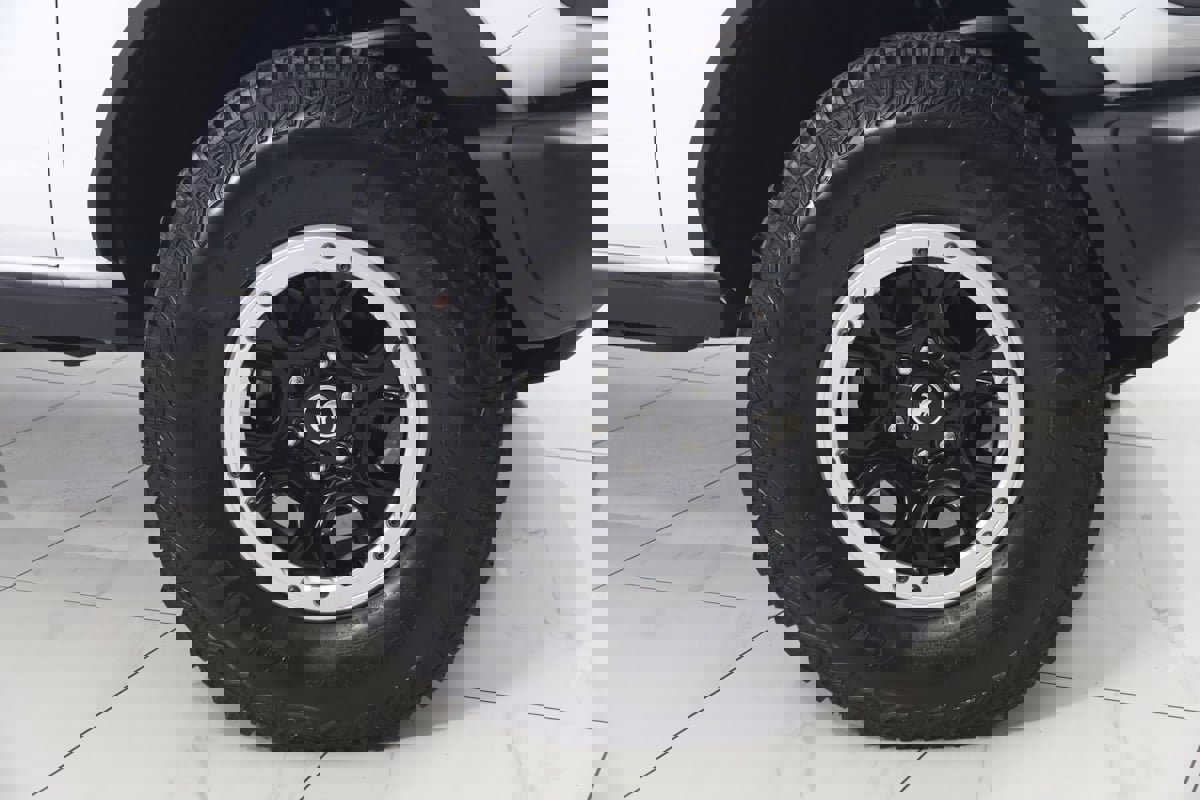 Used 2024 Ford Bronco Black Diamond w/ Sasquatch Package image 15