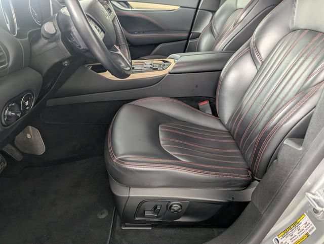 Used 2018 Maserati Levante AWD/4WD image 14