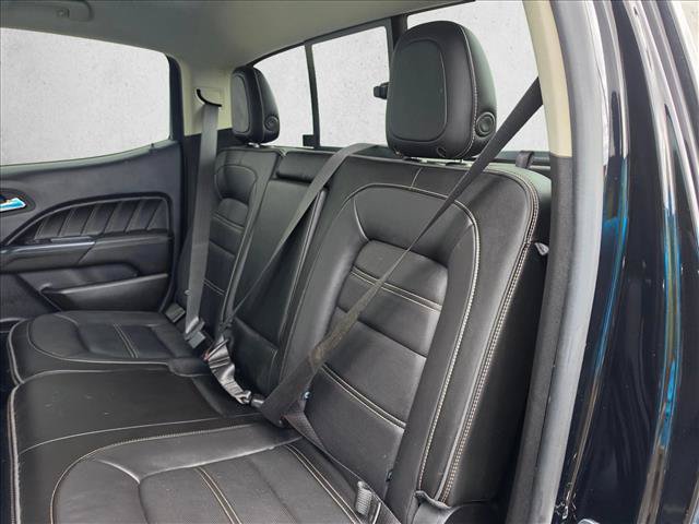 Used 2022 GMC Canyon Denali w/ Denali Black Edition Package AWD/4WD image 17