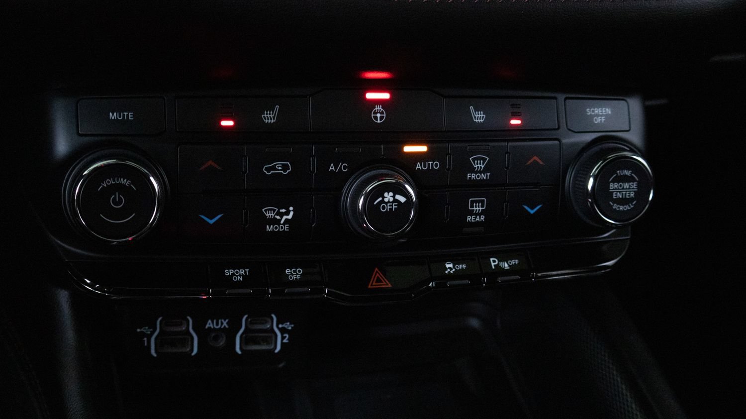 Used 2021 Dodge Durango R/T w/ Blacktop Package AWD/4WD image 15