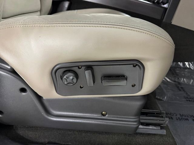 Used 2005 HUMMER H2 w/ Chrome Appearance Package image 24