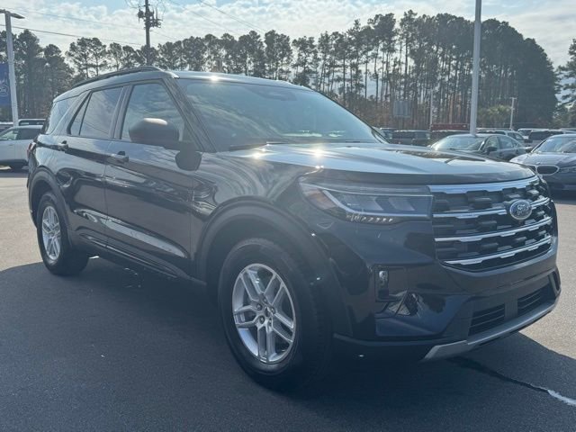 New 2026 Ford Explorer Active w/ Active Comfort Package image 7