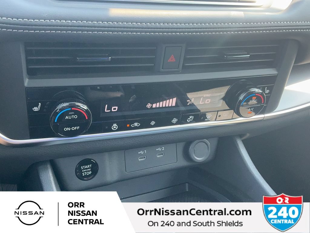 New 2026 Nissan Rogue Dark Armor AWD/4WD image 24