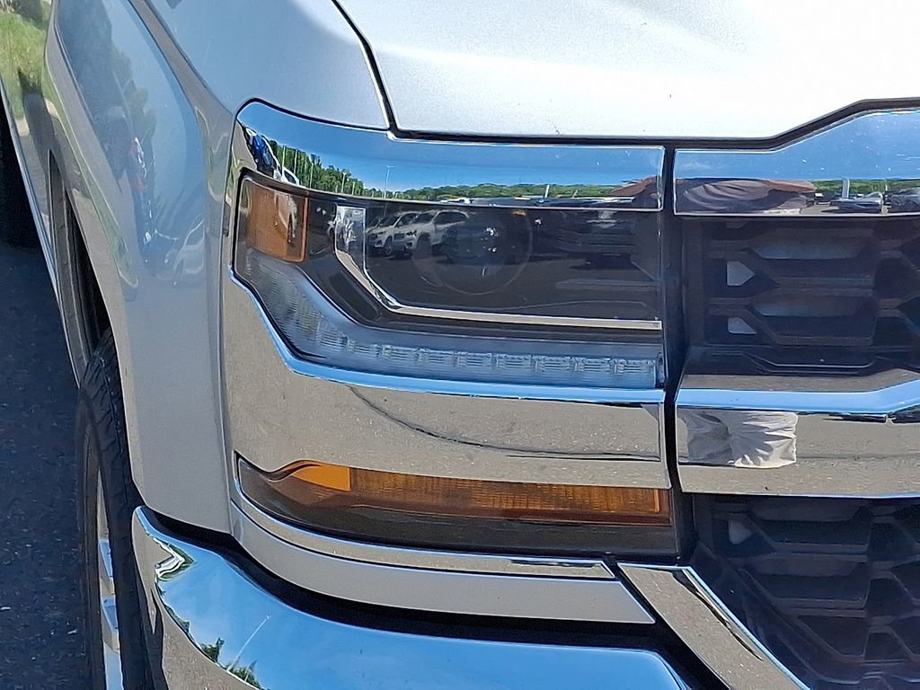 Used 2016 Chevrolet Silverado 1500 LT w/ All Star Edition AWD/4WD image 9