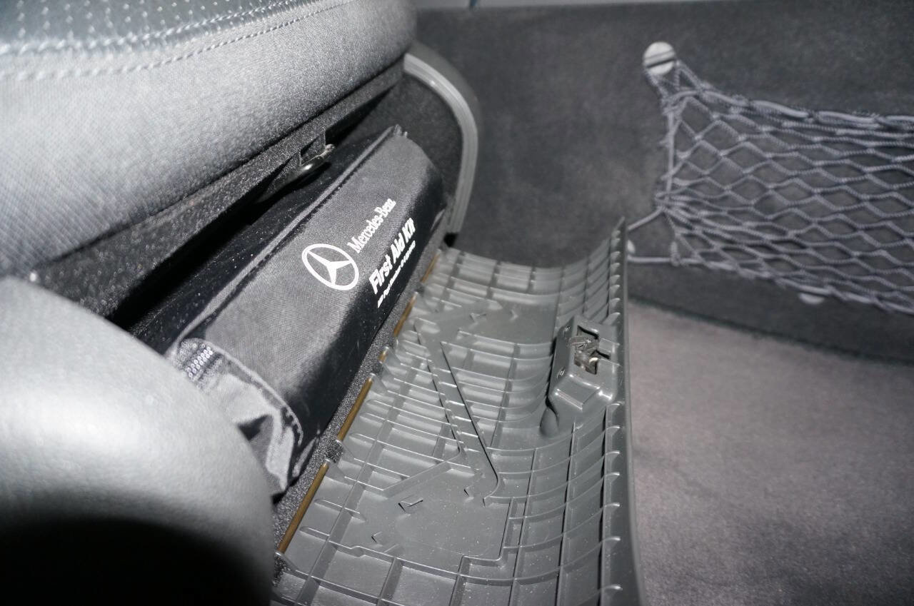 Used 2006 Mercedes-Benz E 350 Sedan image 18