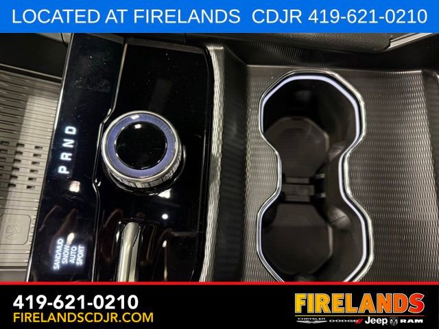 New 2026 Jeep Grand Cherokee Altitude AWD/4WD image 16