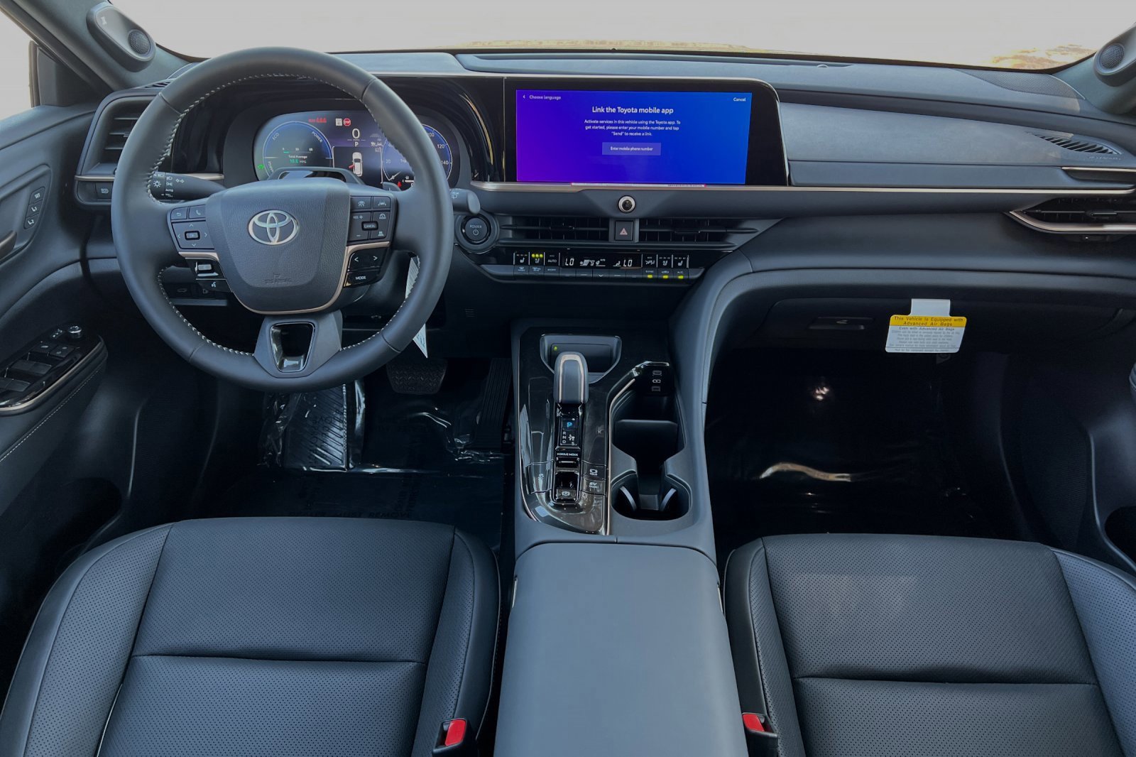 New 2025 Toyota Crown Signia Limited image 15