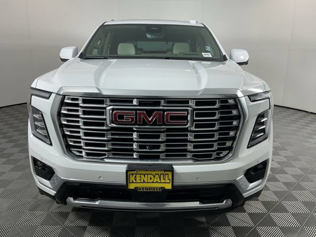 Used 2026 GMC Yukon Denali w/ Denali Reserve Package AWD/4WD image 2