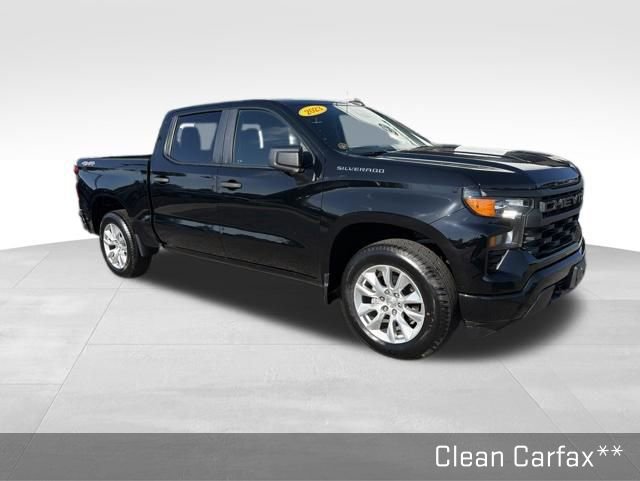 Used 2023 Chevrolet Silverado 1500 Custom AWD/4WD image 2