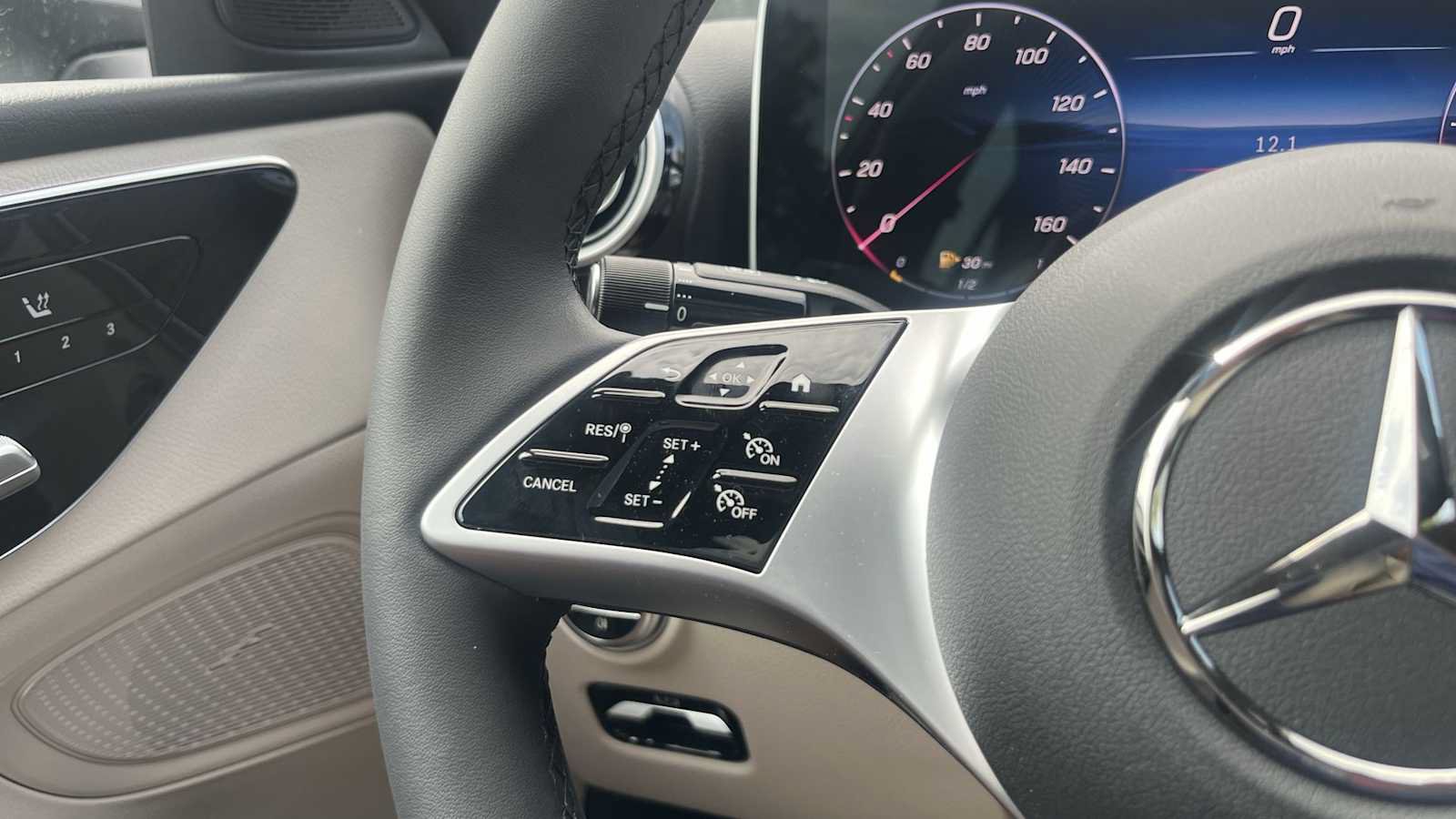 New 2026 Mercedes-Benz C 300 4MATIC Sedan image 37