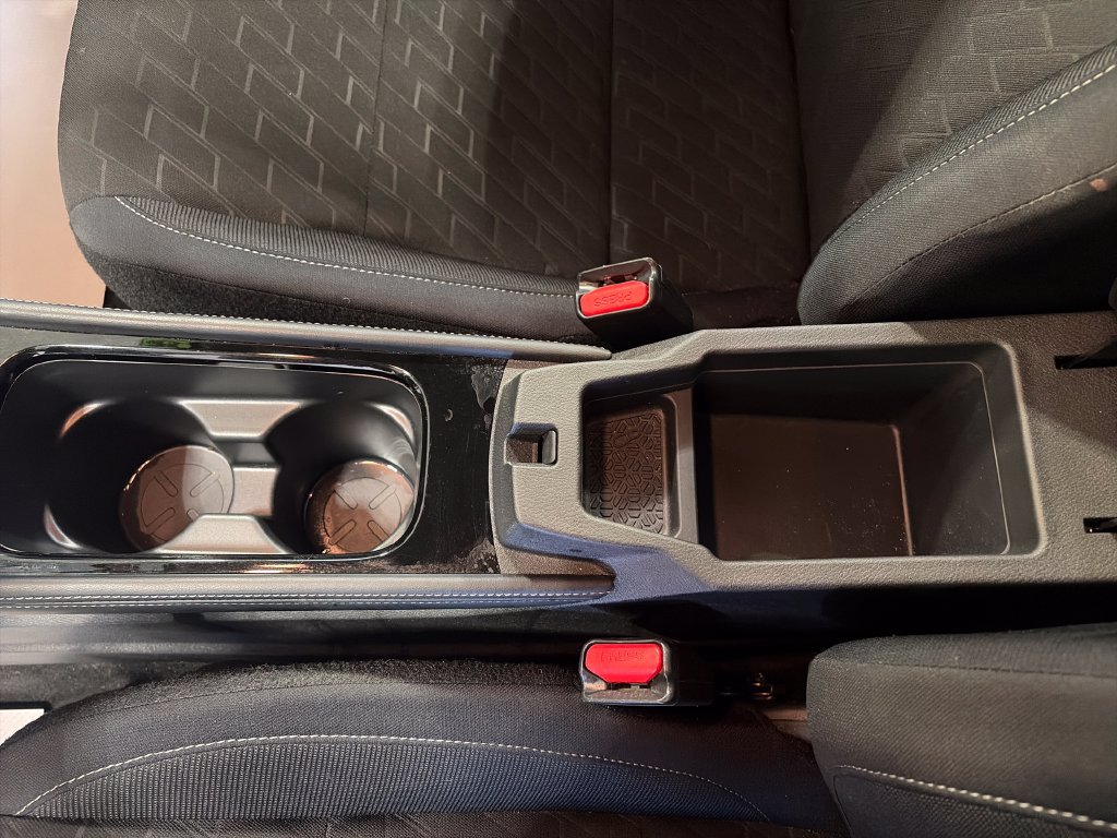 Used 2024 Nissan Kicks SV w/ Exterior Package FWD image 22