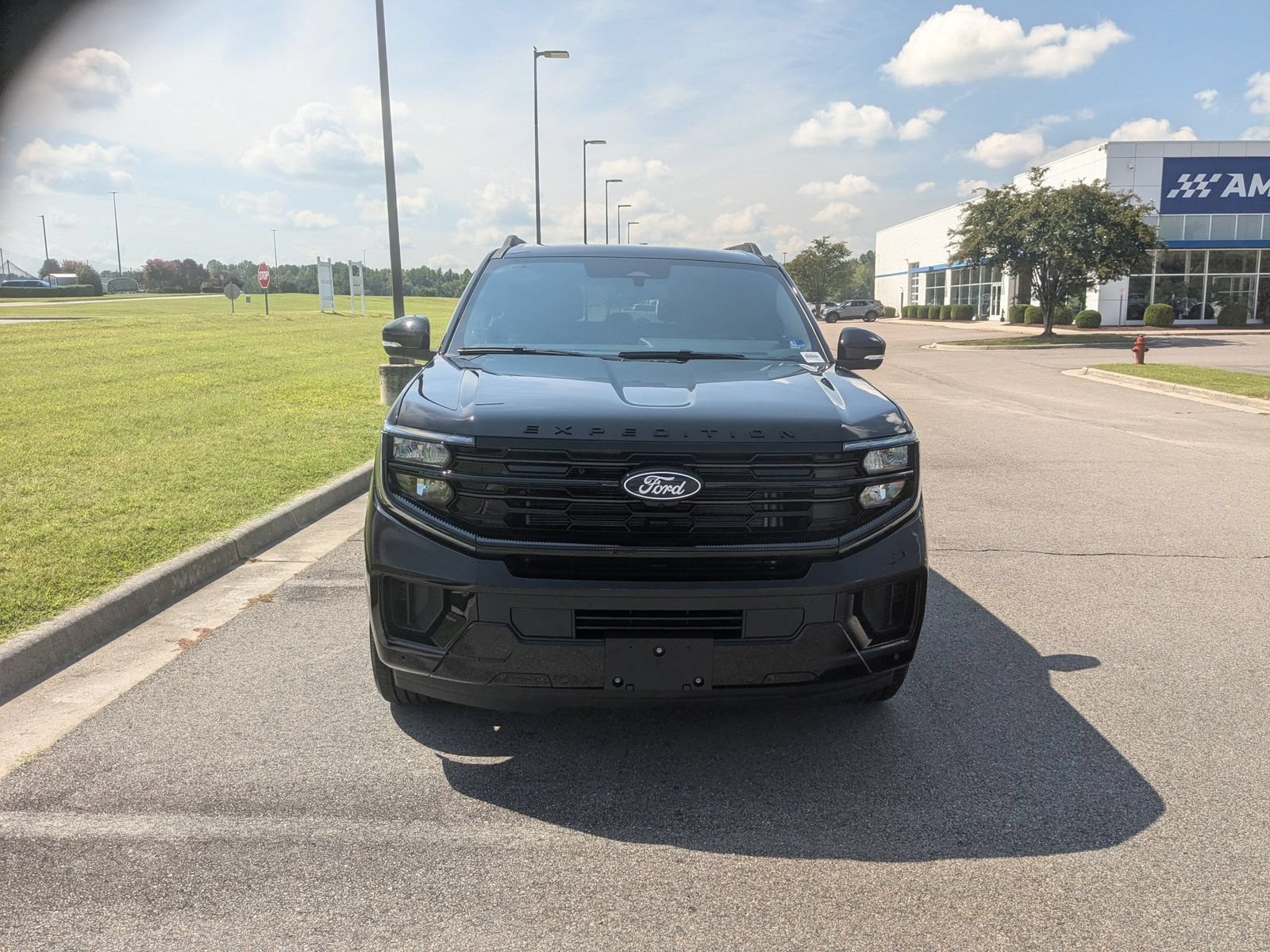 New 2027 Ford Expedition Max Platinum w/ Stealth Performance Package AWD/4WD image 8