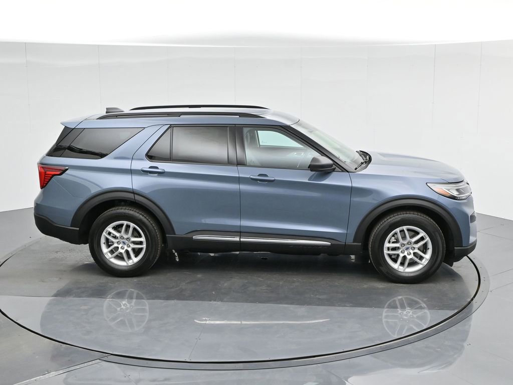 New 2025 Ford Explorer Active w/ Active Comfort Package image 37