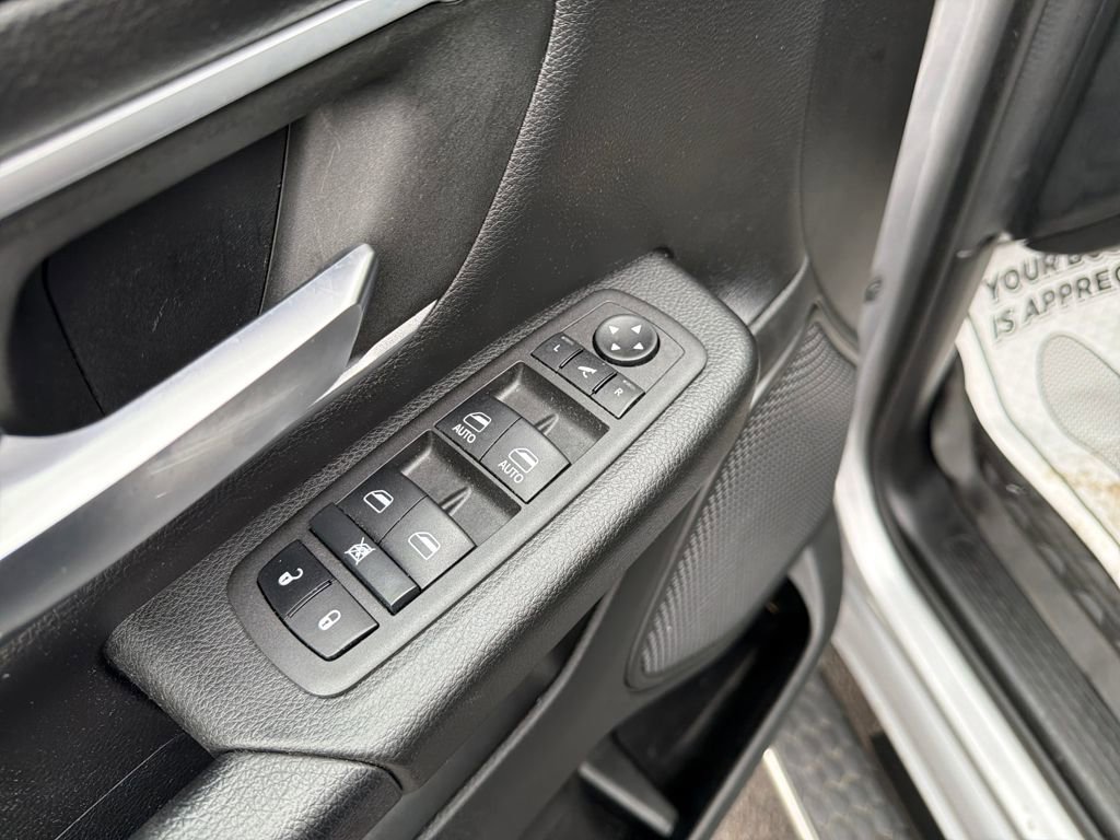 Certified 2022 RAM 1500 Big Horn image 15