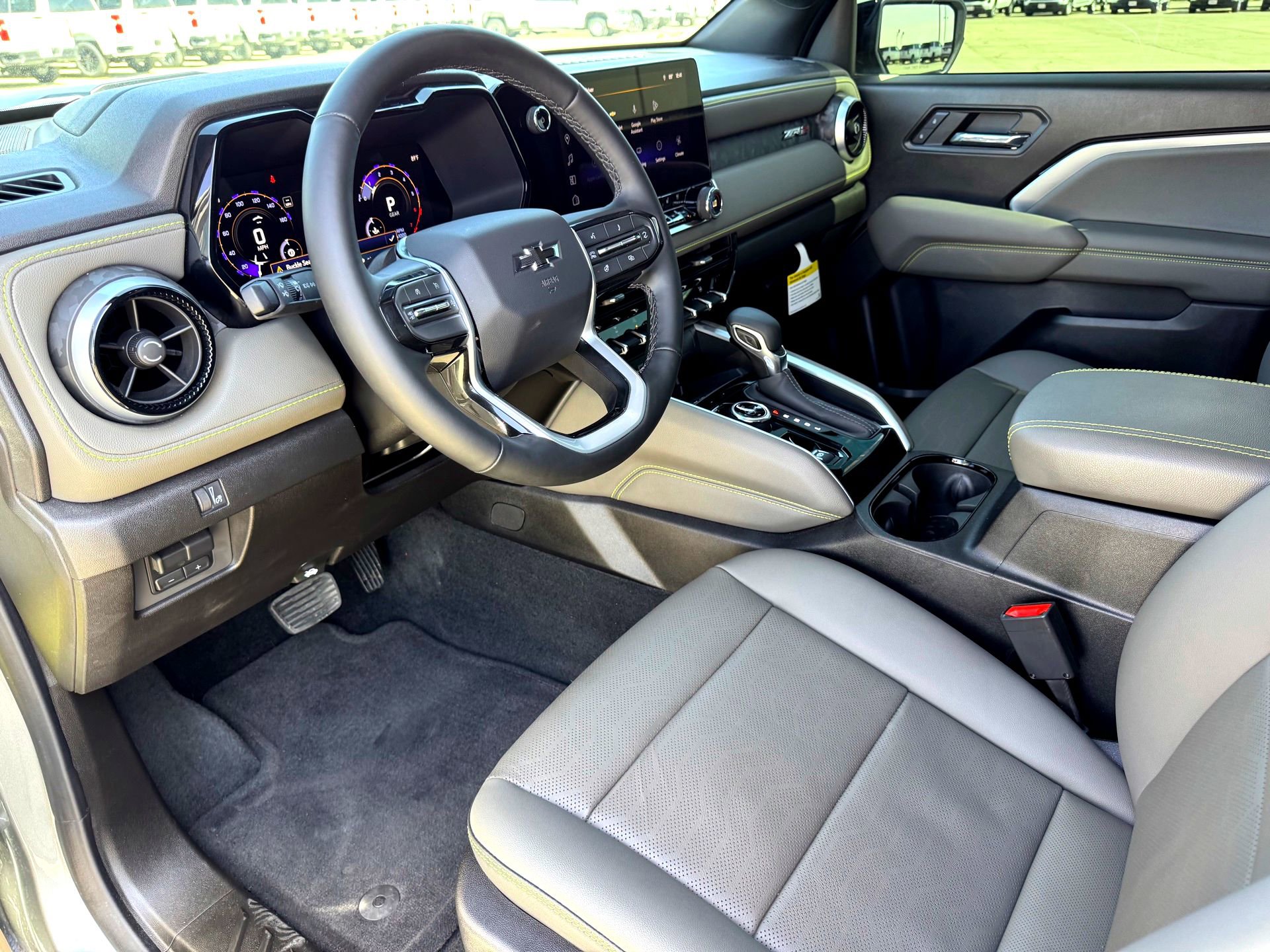 Used 2026 Chevrolet Colorado ZR2 w/ Technology Package image 10