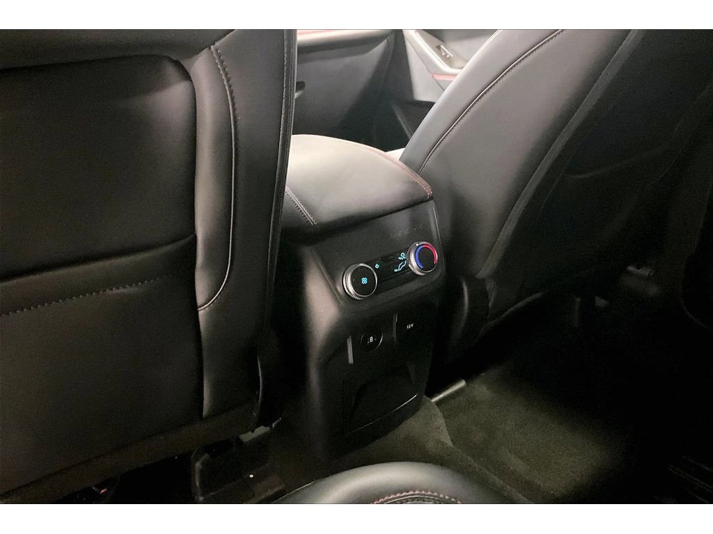 Used 2025 Ford Explorer ST-Line image 35