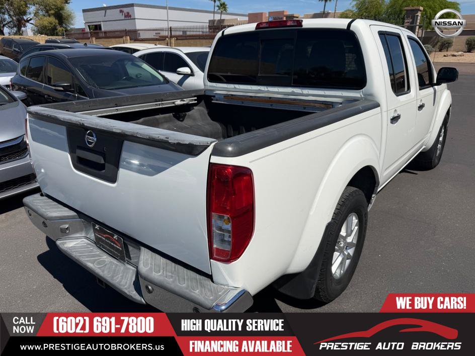 Used 2015 Nissan Frontier SV w/ SV Value Truck Package AWD/4WD image 10