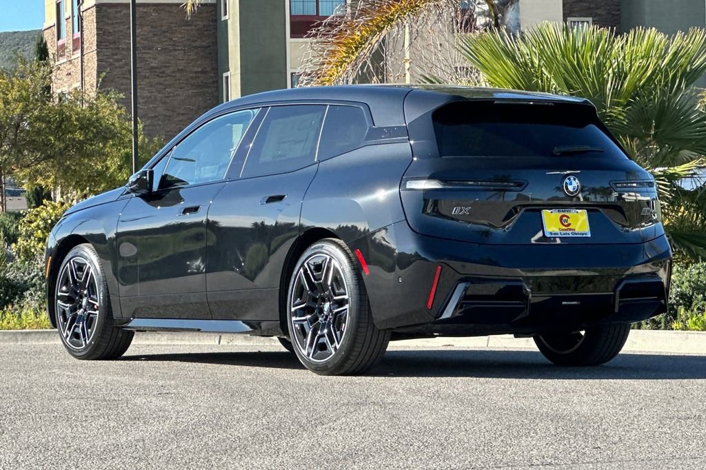 New 2026 BMW iX M70 w/ Executive Package image 5