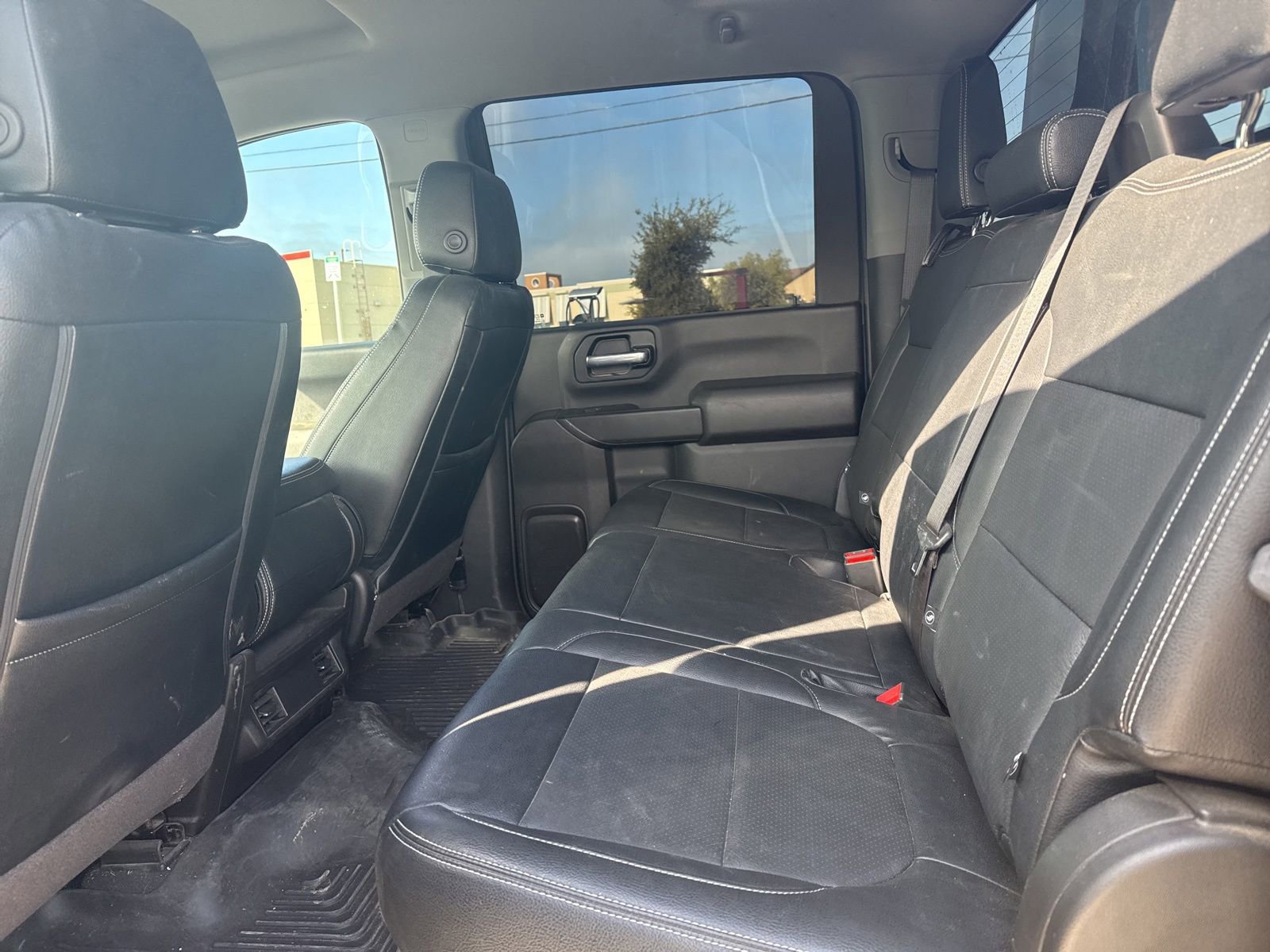 Used 2023 Chevrolet Silverado 2500 Custom w/ Custom Convenience Package AWD/4WD image 9