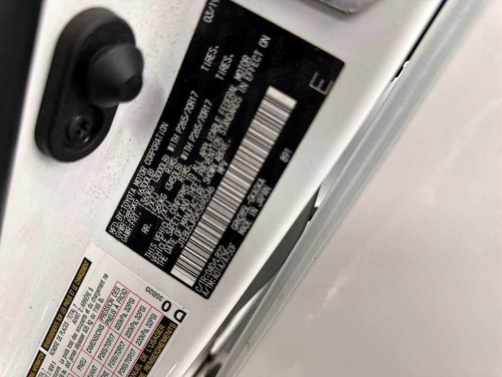 Used 2019 Toyota 4Runner 4WD image 17