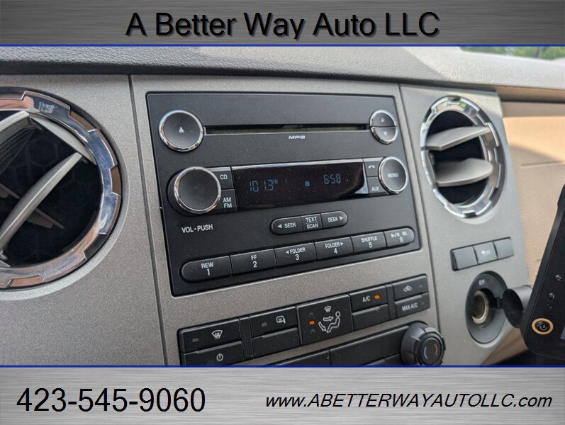 Used 2011 Ford F350 XLT w/ XLT Premium Pkg RWD image 13