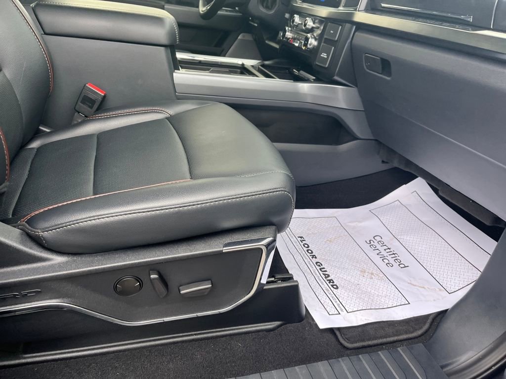 Used 2024 Ford F250 Lariat w/ Lariat Ultimate Package image 29