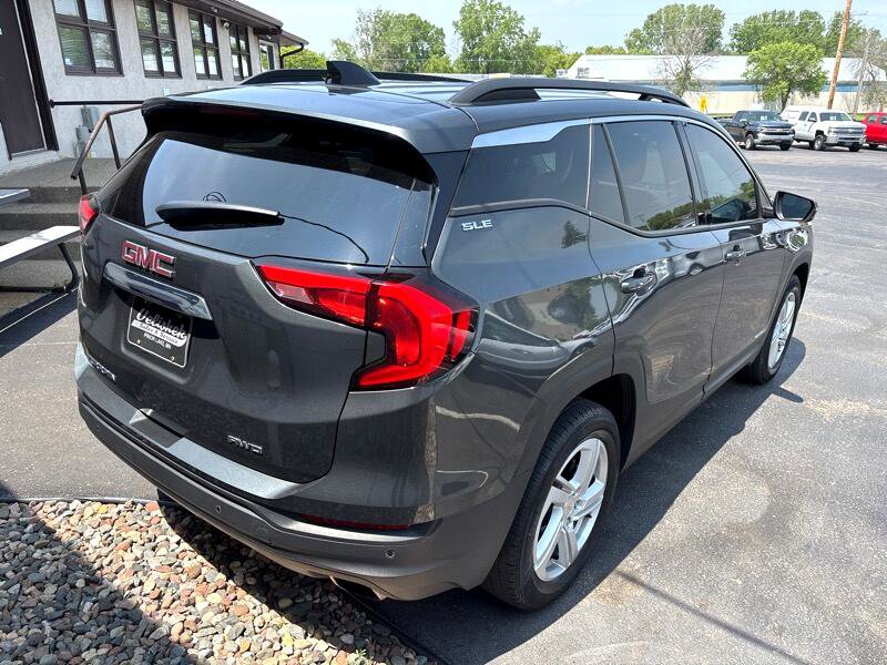 Used 2019 GMC Terrain SLE w/ Driver Convenience Package image 3
