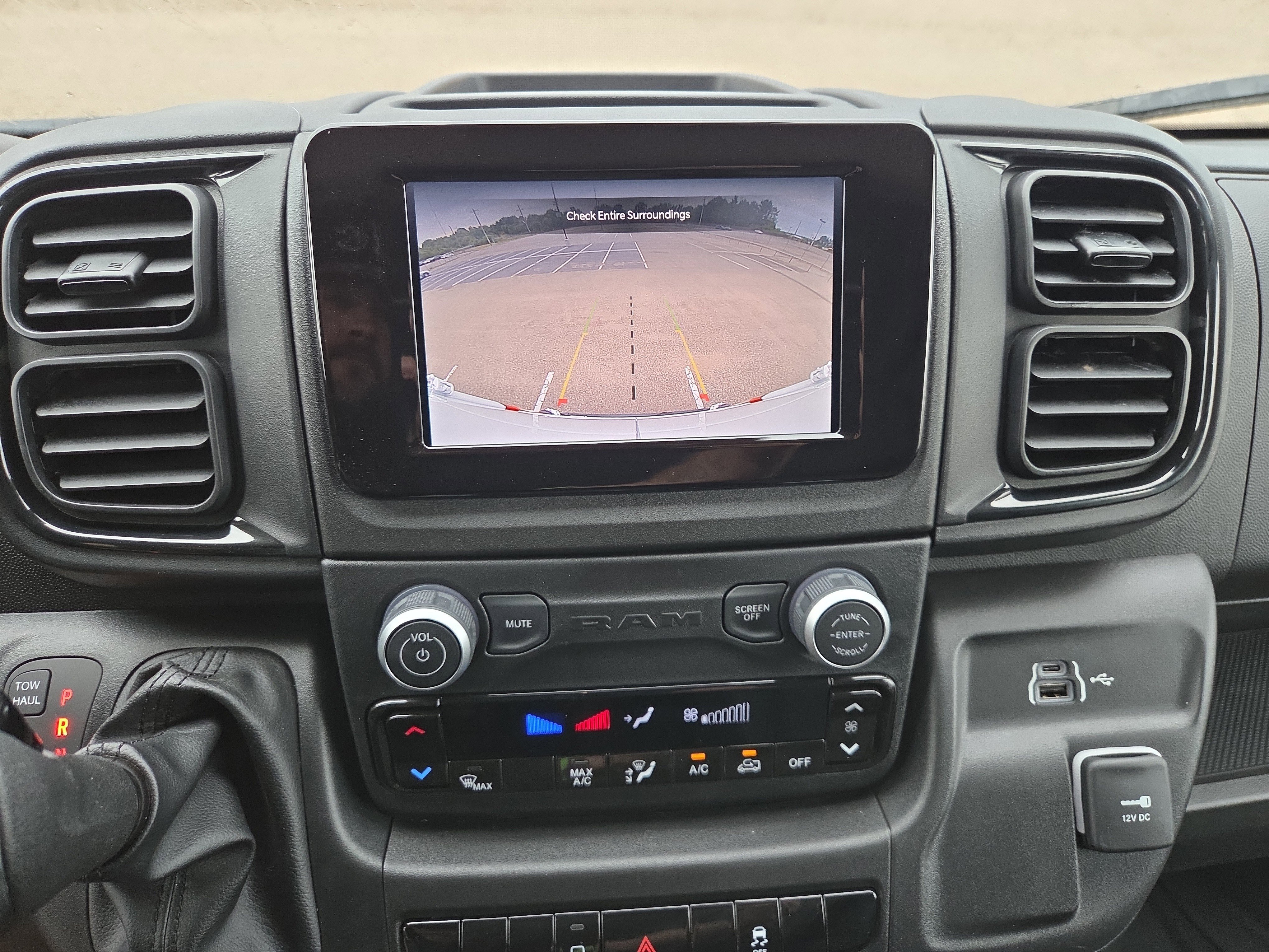 Used 2025 RAM ProMaster 2500 w/ Storage Group image 15