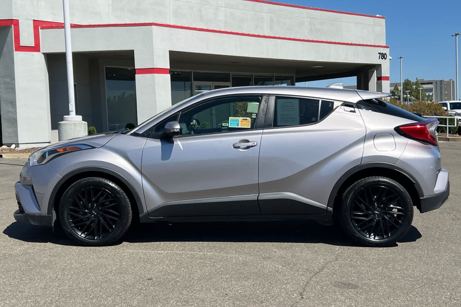 Certified 2019 Toyota C-HR LE FWD image 9