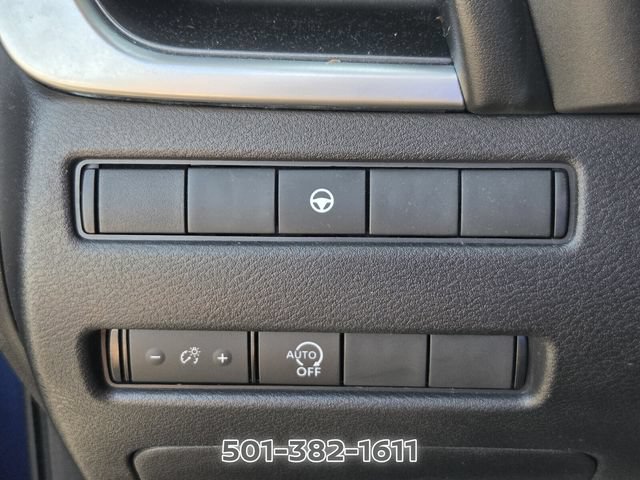 Used 2023 Nissan Rogue SV FWD image 30