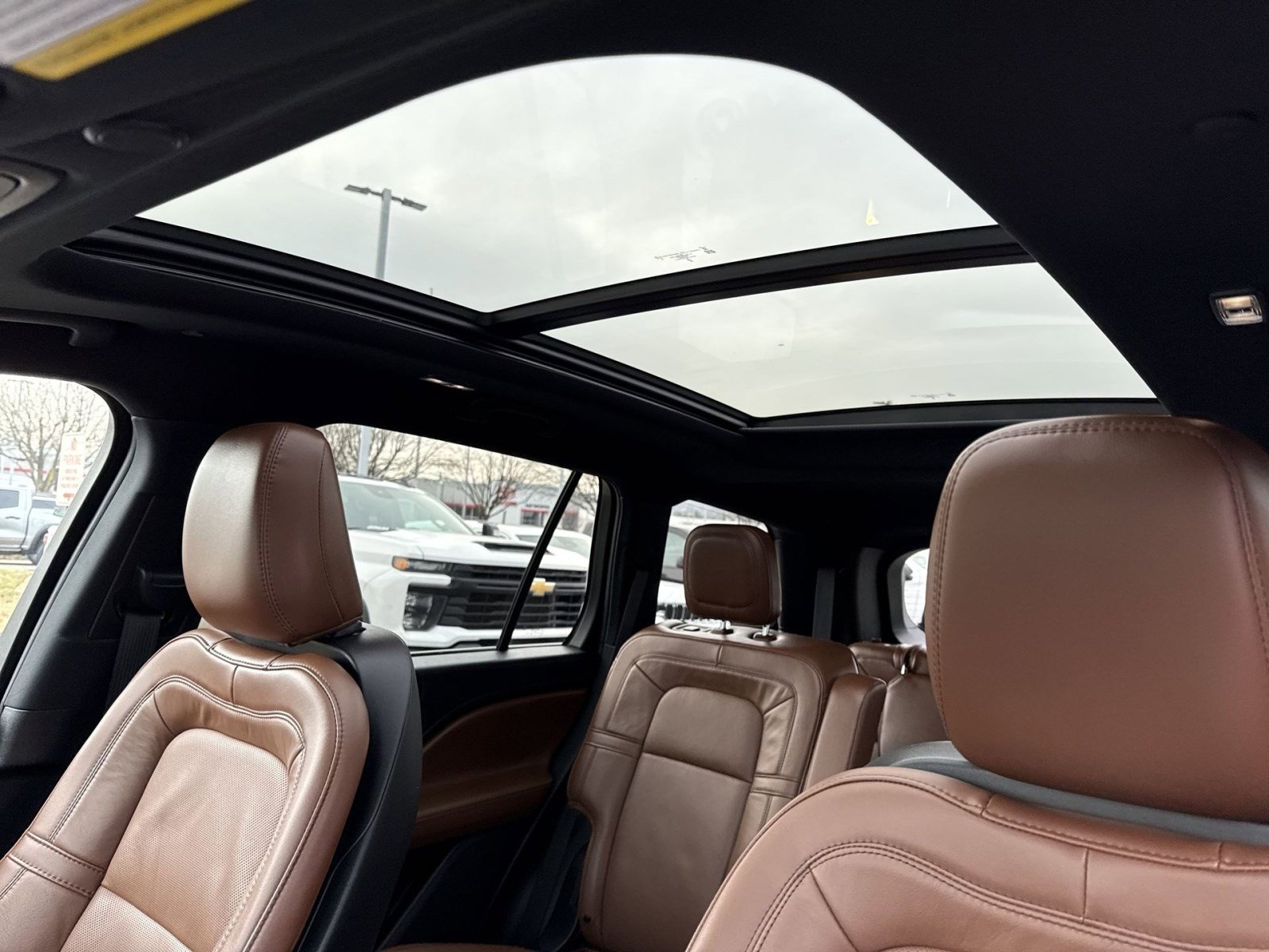 Used 2024 Lincoln Aviator Reserve w/ Equipment Group 201A image 20