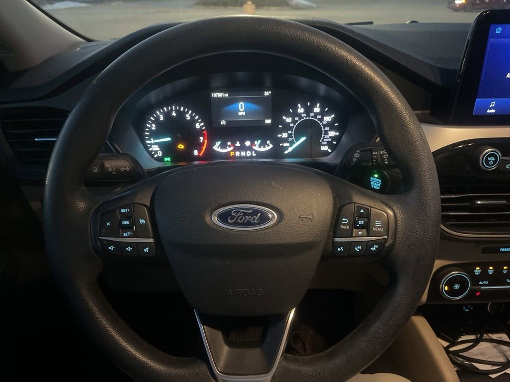 Used 2020 Ford Escape SE image 13