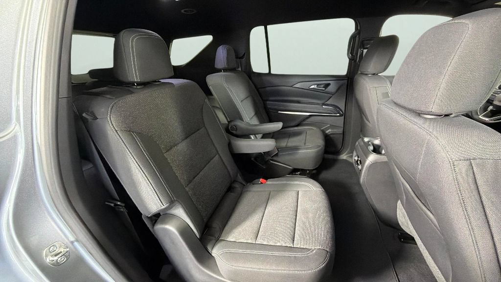 Certified 2026 Chevrolet Traverse LT FWD image 33