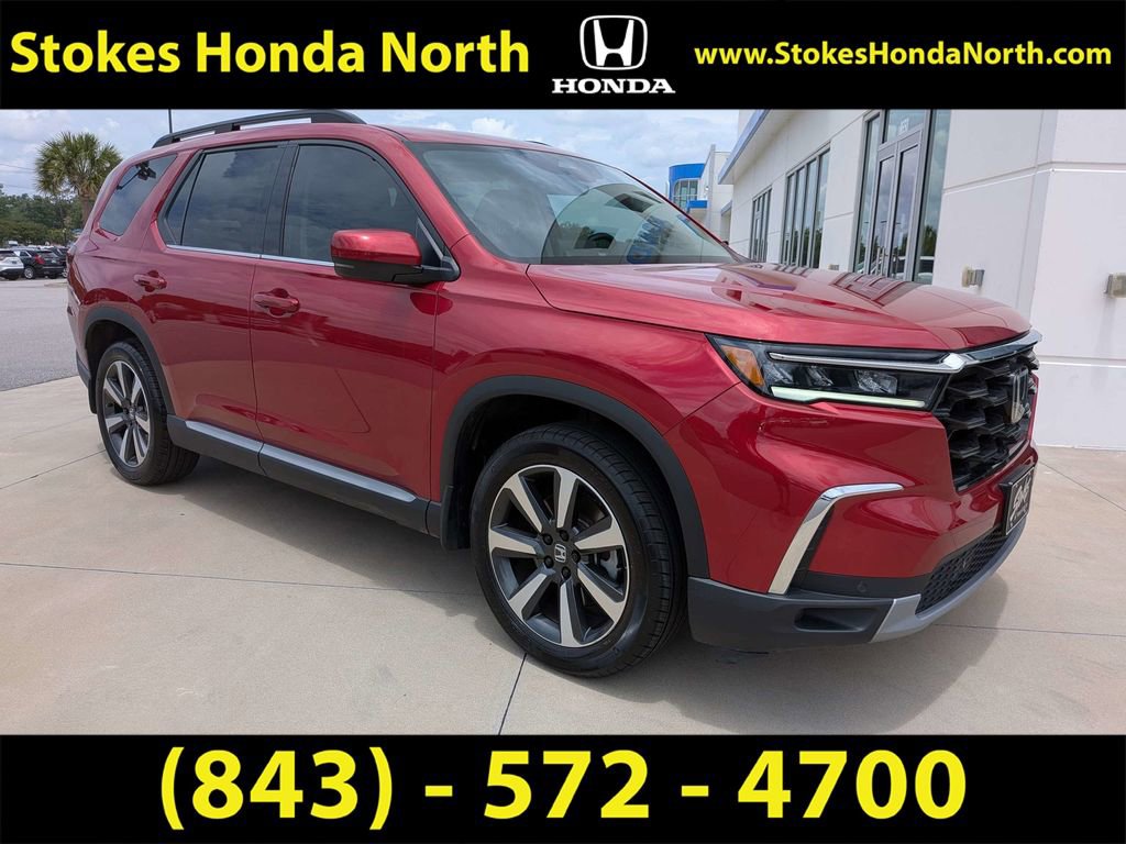 Certified 2025 Honda Pilot Touring image 2