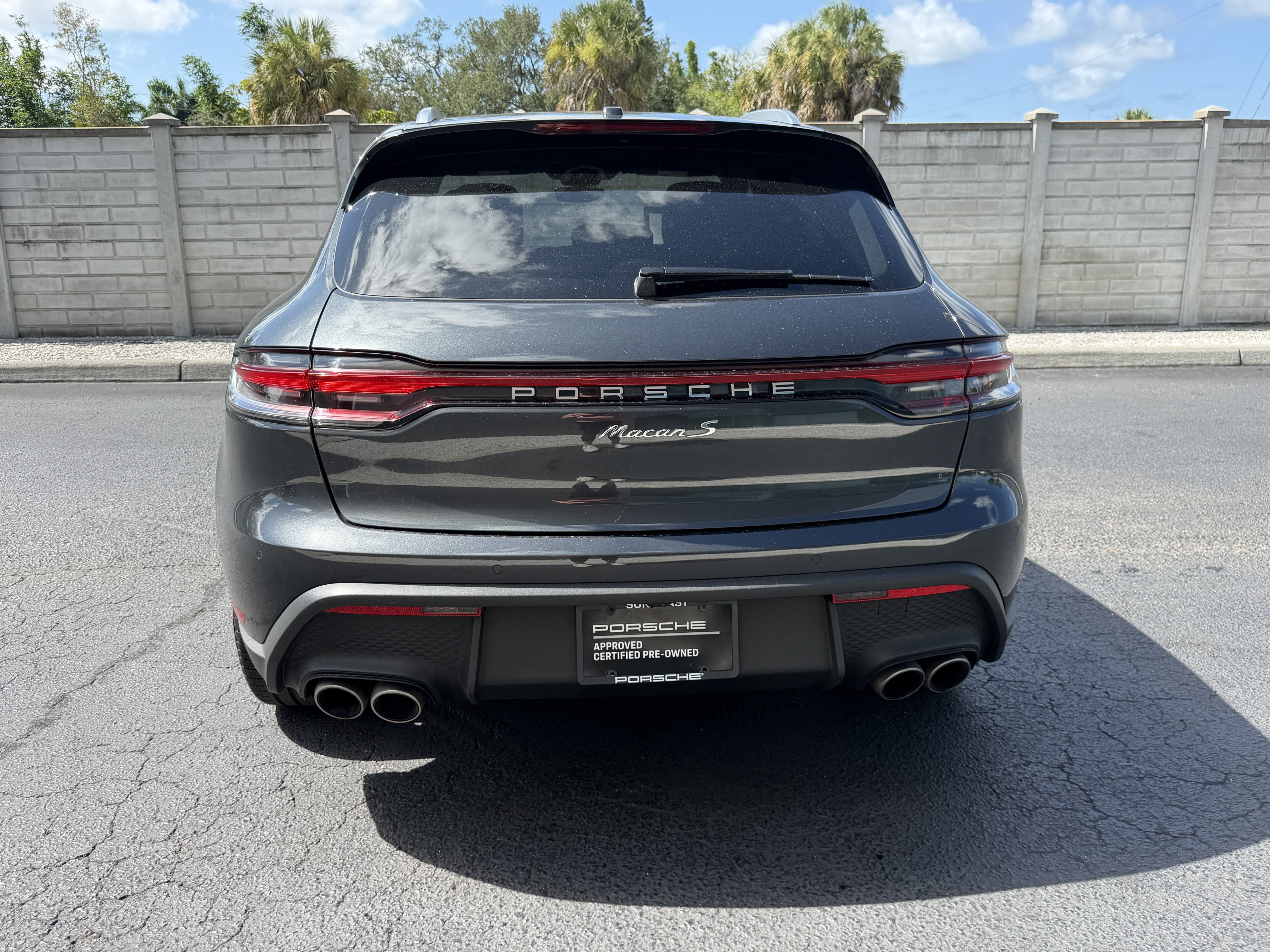 Certified 2024 Porsche Macan S AWD/4WD image 10