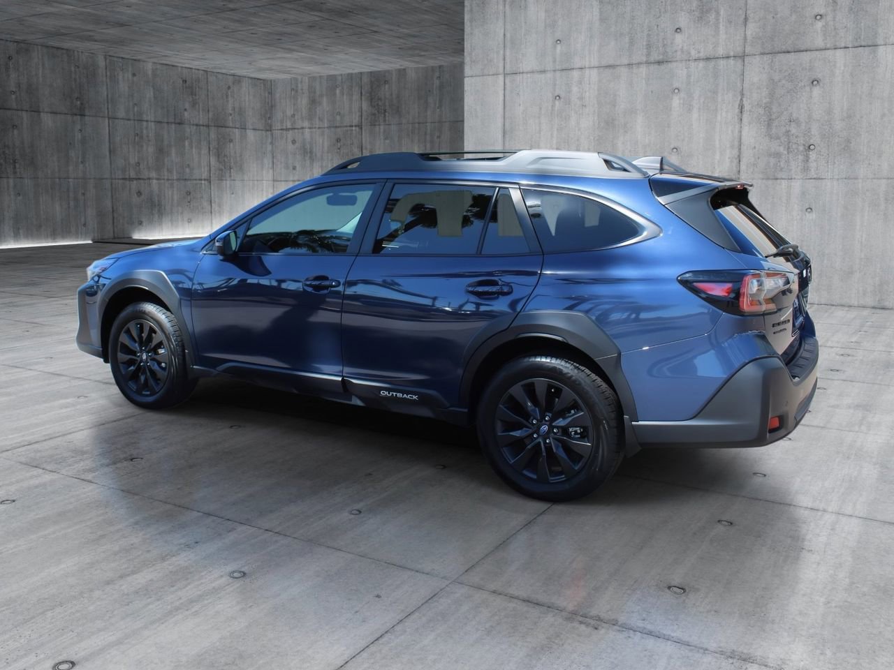 Used 2025 Subaru Outback Onyx Edition image 3