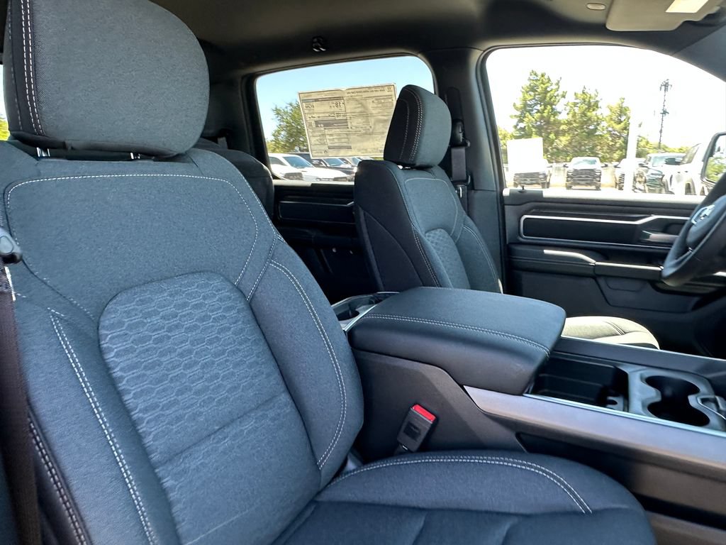 New 2026 RAM 1500 Big Horn w/ Night Edition AWD/4WD image 17